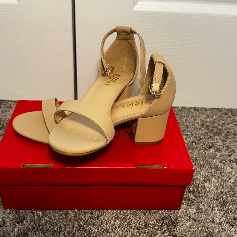 Never Worn Elegant Beige Block Heel Sandals